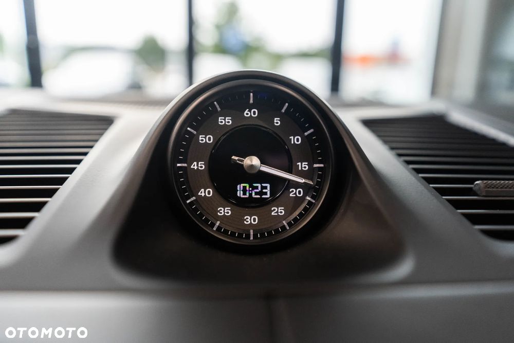Porsche Cayenne Turbo E-Hybrid PHEV - 24
