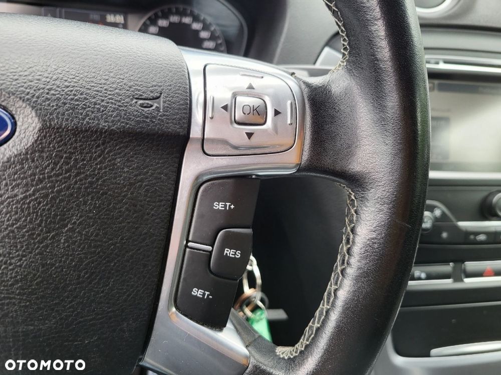 Ford Mondeo - 19