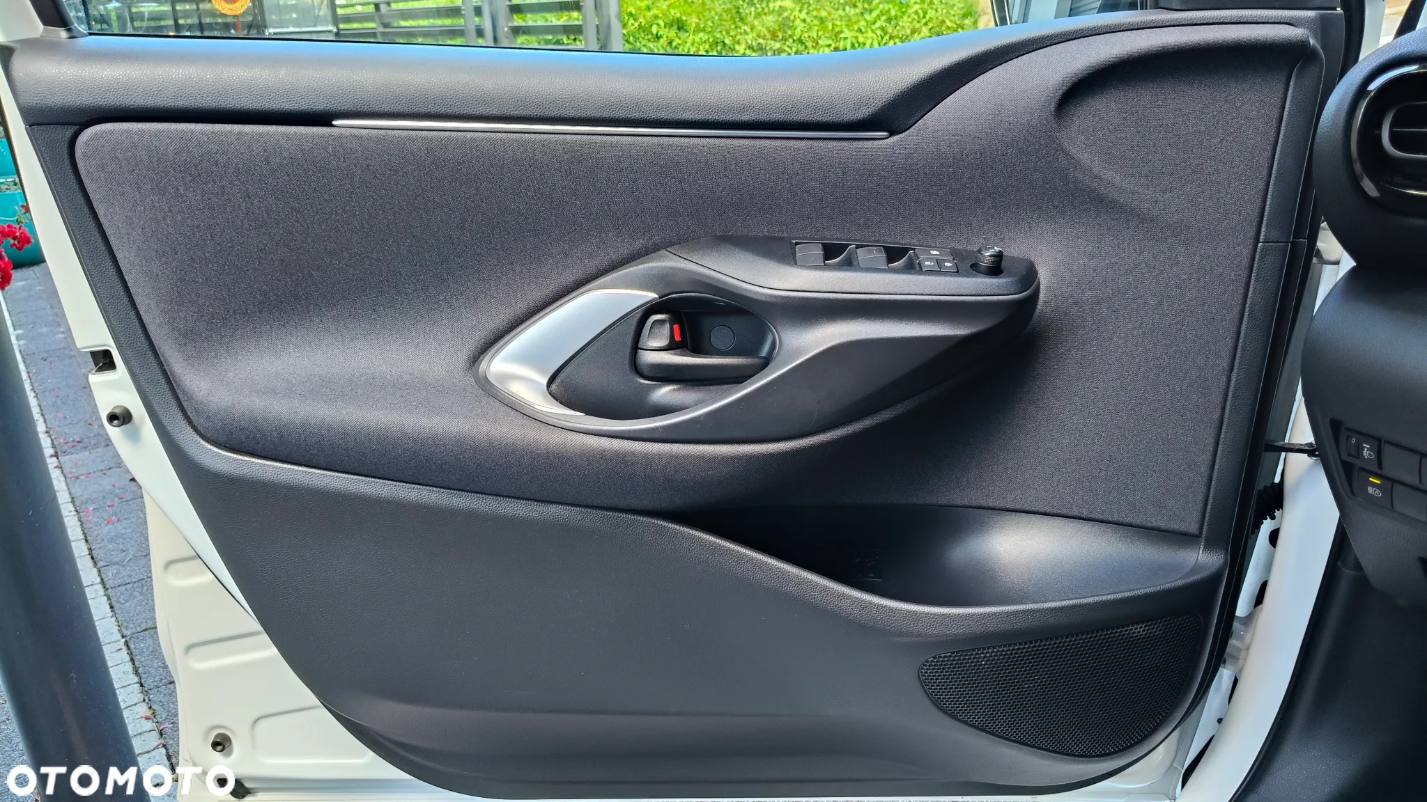 Toyota Yaris Hybrid 1.5 Comfort - 16