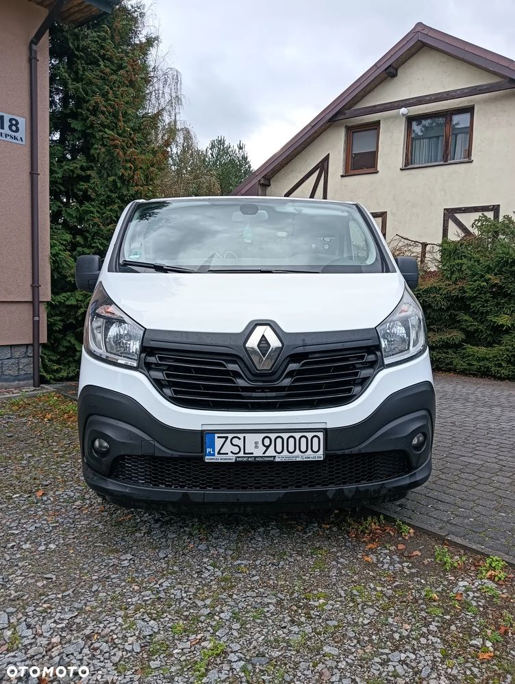 Renault Trafic 2016 photo 2