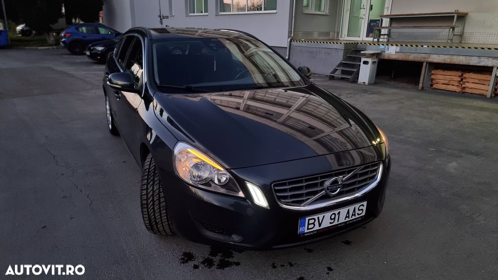 Volvo V60 T4 - 18