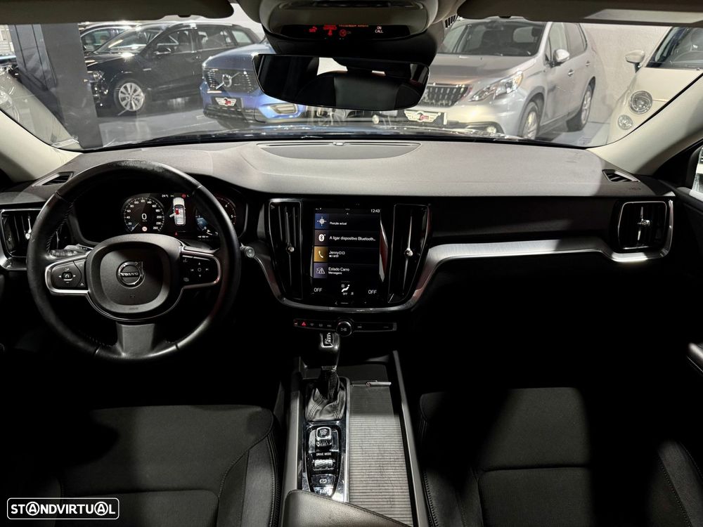 Volvo V60 2.0 D3 Momentum Plus Geartronic - 58