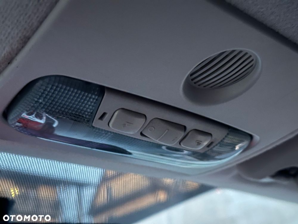 Ford Fiesta 1.6 Ti-VCT Ghia - 23