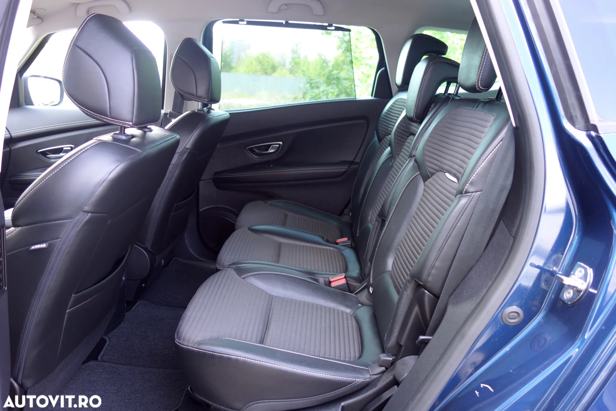 Renault Grand Scenic BLUE dCi 150 EDC BUSINESS EDITION - 9