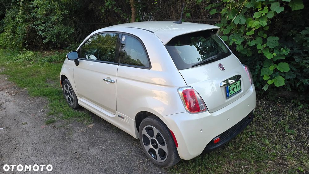 Fiat 500e - 11