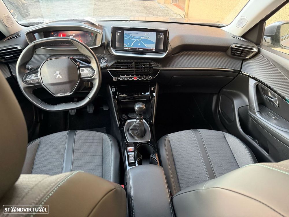 Peugeot 2008 1.2 PureTech Allure Pack - 11