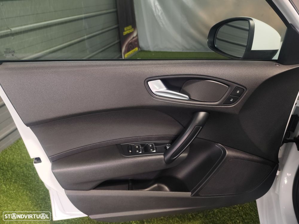 Audi A1 Sportback 1.4 TDI Design - 29