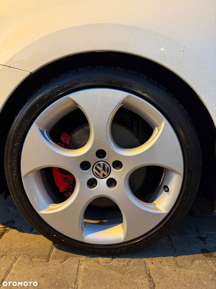 Volkswagen Polo - 13