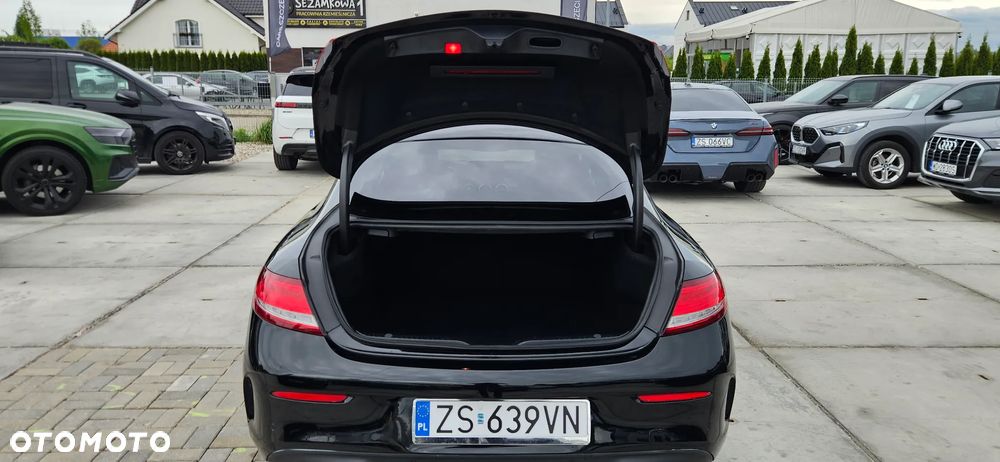 Mercedes-Benz Klasa C 220 d 9G-TRONIC AMG Line - 19
