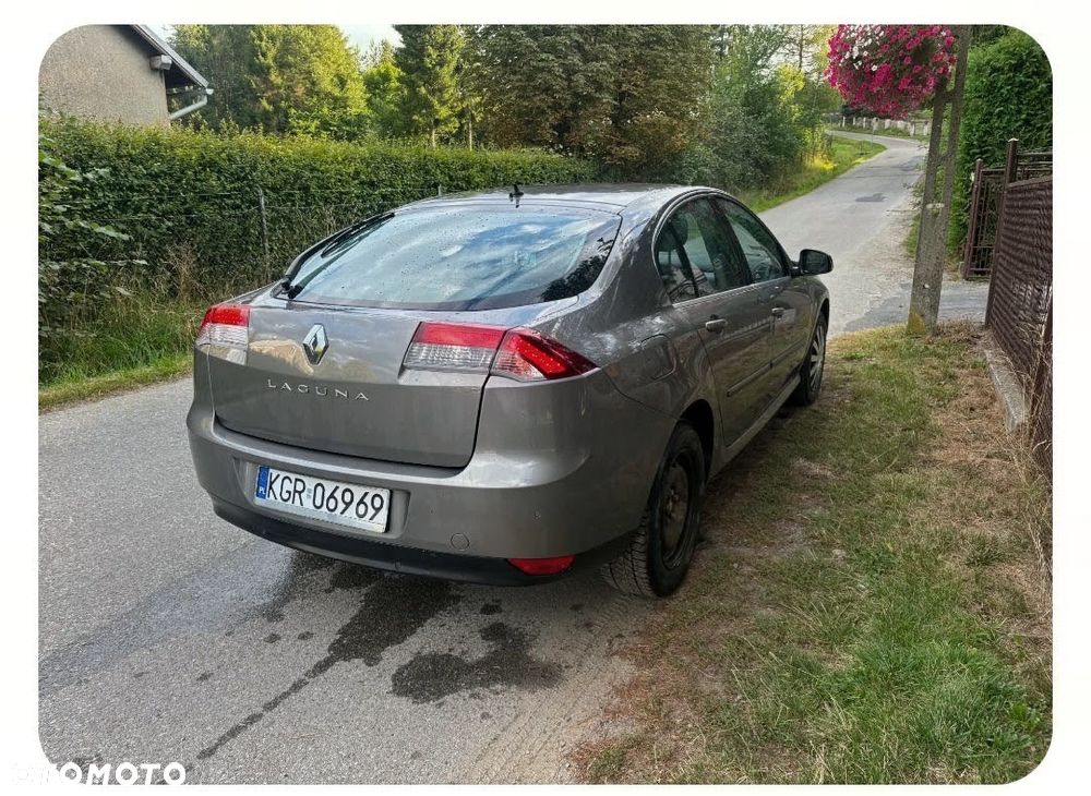 Renault Laguna 2.0 Black Edition - 12