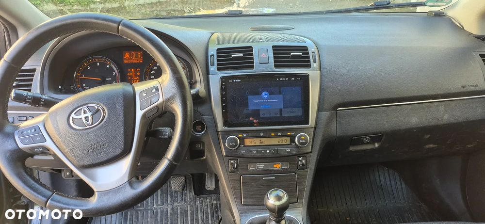 Toyota Avensis 2.2 D-CAT Sol - 6