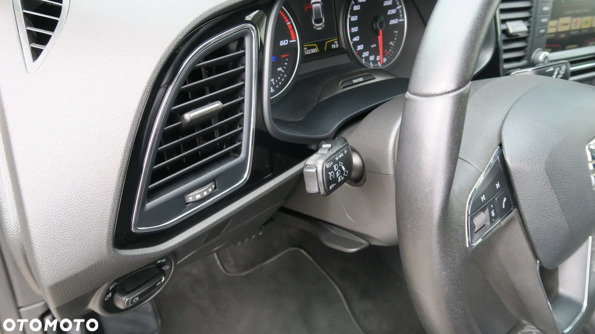 Seat Leon 2.0 TDI DPF Start&Stop DSG XCELLENCE - 21