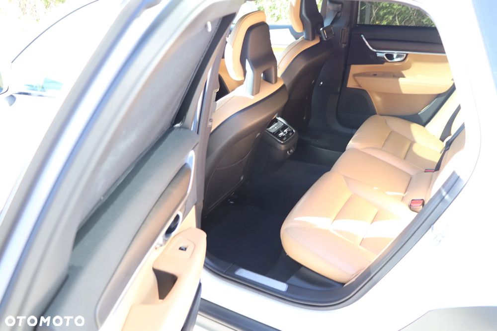 Volvo V90 Cross Country T5 Geartronic Momentum Pro - 34