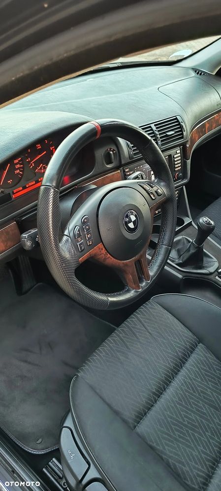 BMW Seria 5 - 19