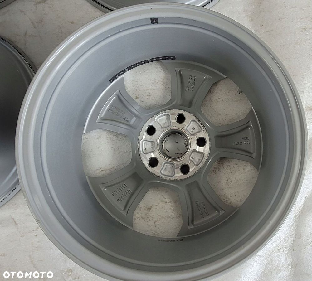 FELGI TOYOTA RAV4 V 2019- 7x17 ET35 5X114,3 - 8