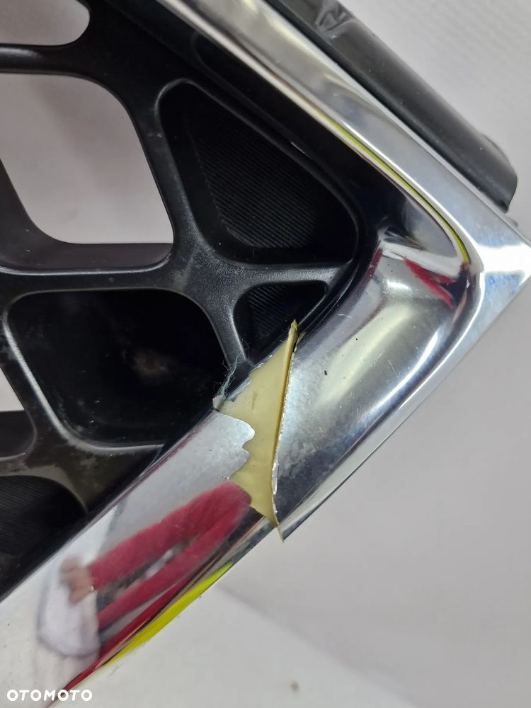 NISSAN NAVARA III D40 / PATHFINDER 05- ATRAPA / GRILL PRZEDNI PRZÓD , NR 62310EBXXX / 62310EB400 , NR AUKCJI GL333 - 11