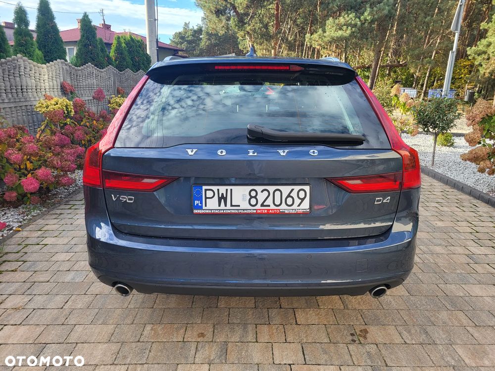 Volvo V90 D4 Momentum - 6