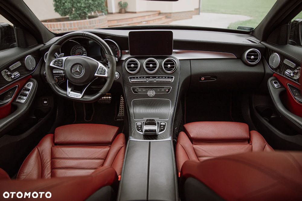 Mercedes-Benz Klasa C AMG 43 4-Matic - 7
