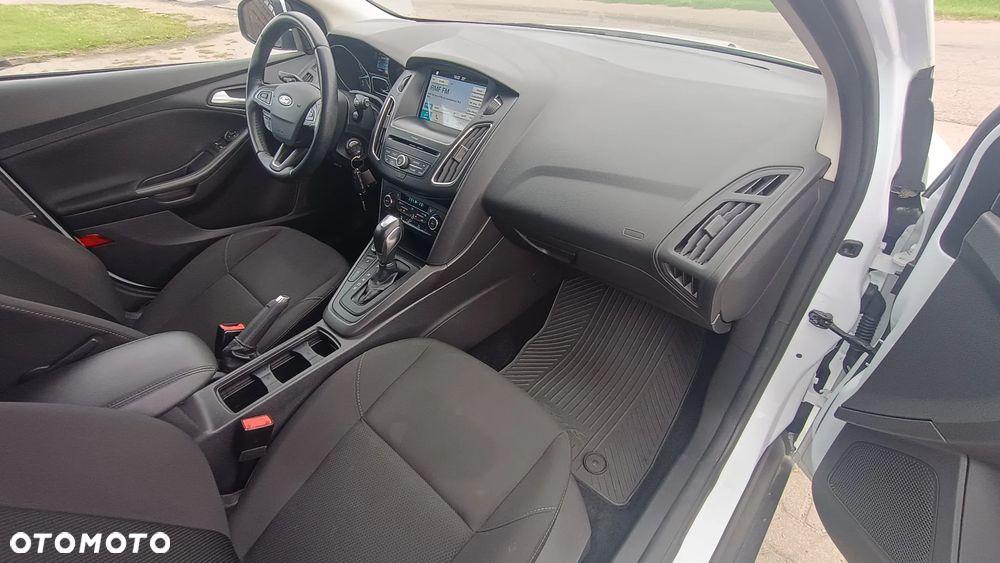 Ford Focus 1.5 EcoBoost SYNC Edition ASS PowerShift - 13