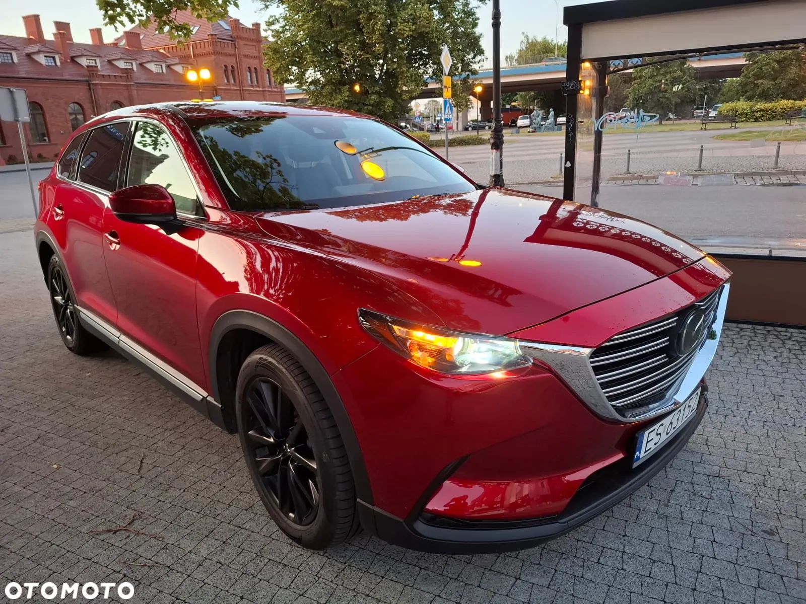 Mazda CX-9 - 1