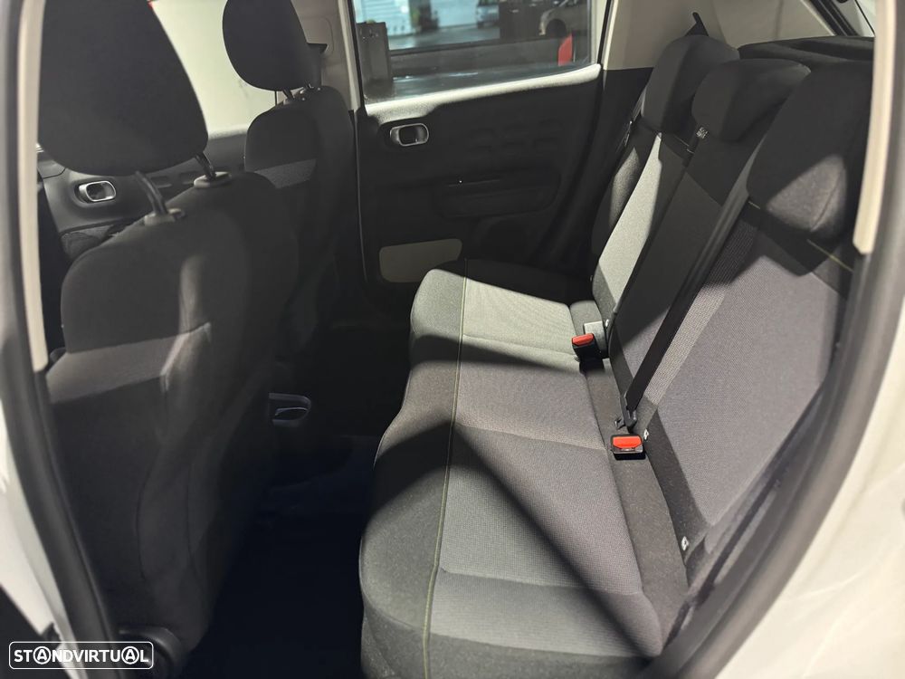 Citroën C3 Pure Tech S&S Live - 23