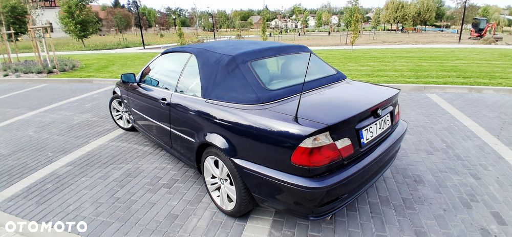 BMW Seria 3 323i - 6
