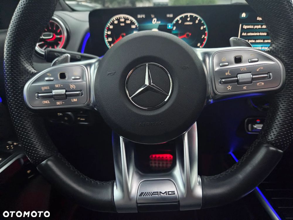 Mercedes-Benz GLB AMG 35 4-Matic - 22