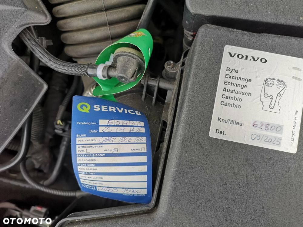 Volvo V40 T4 Kinetic - 26