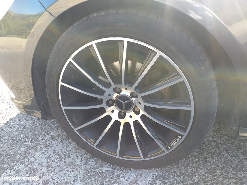 Mercedes-Benz E 200 CDi Elegance BlueEfficiency Auto - 8