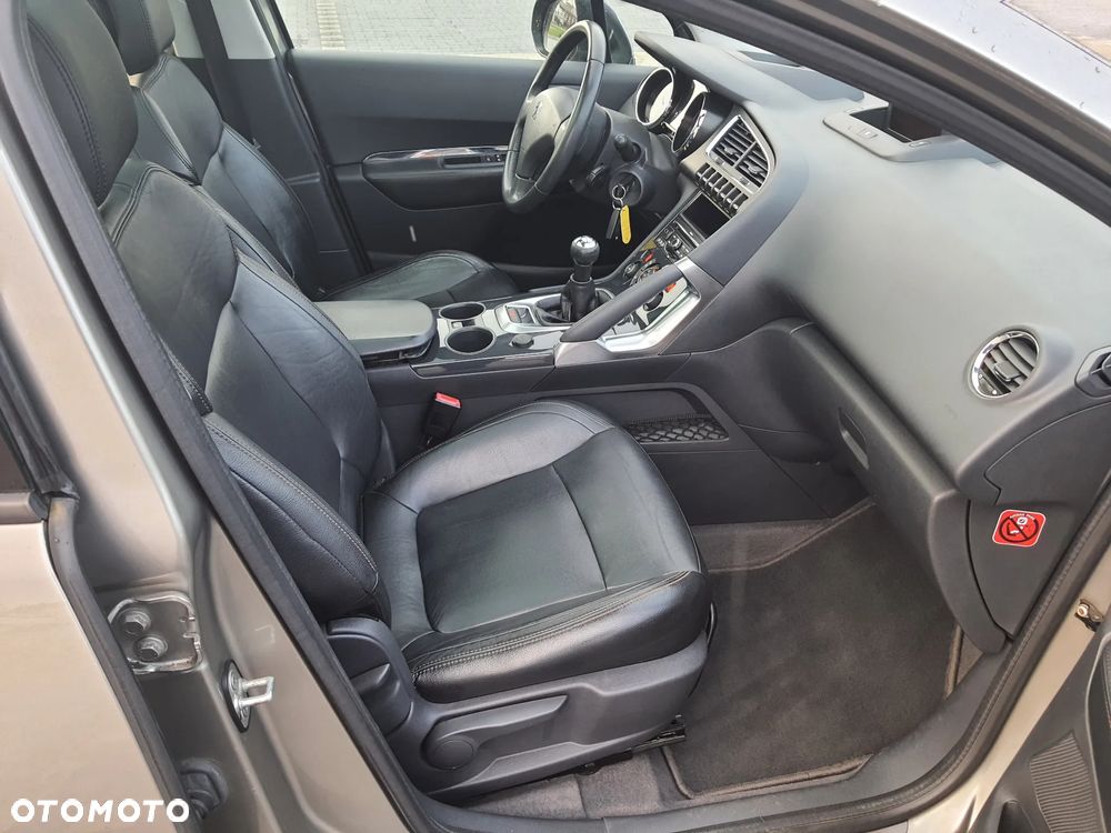 Peugeot 3008 120 VTi Premium - 26