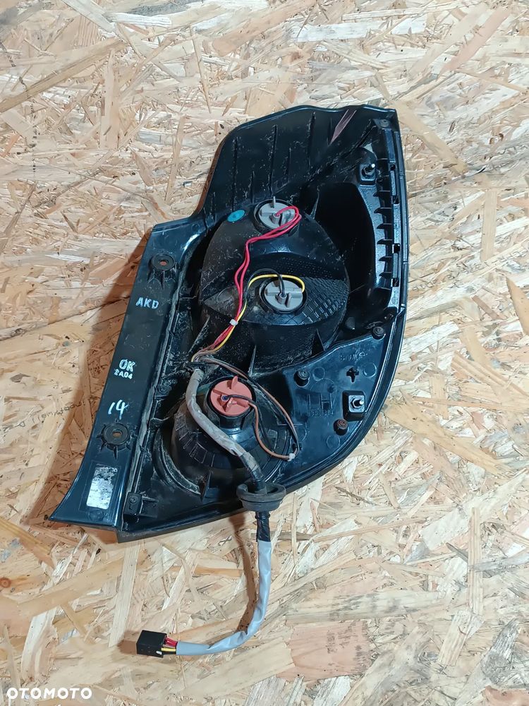 LAMPA TYŁ TYLNA LEWA CHEVROLET AVEO III T300 - 2