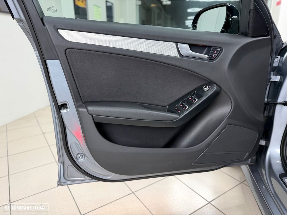 Audi A4 Avant 2.0 TDI S-line - 15