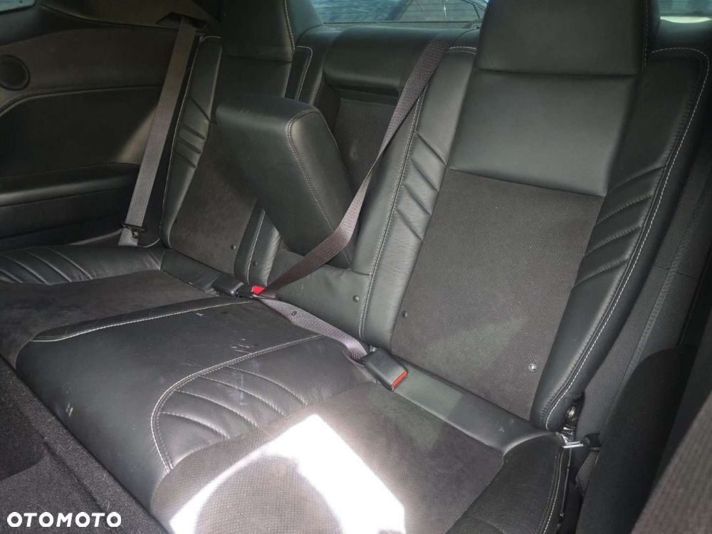 Dodge Challenger - 9