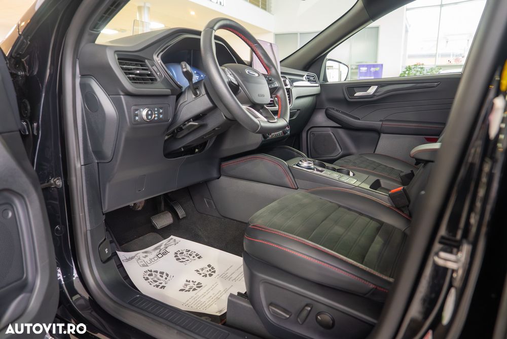 Ford Kuga 2.5 Duratec PHEV ST-LINE X - 15