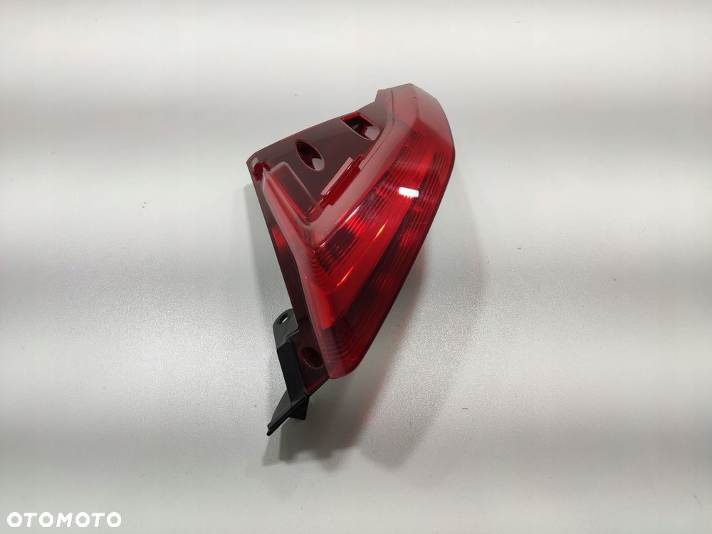 lampa lewa lewy tył tylna peugeot metropolis rs 400 2013-2018 - 4