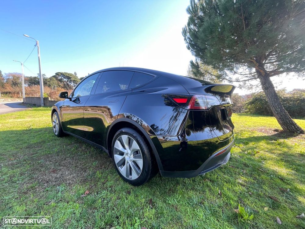 Tesla Model Y RWD - 39