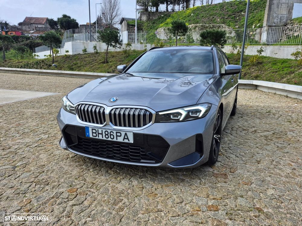 BMW 320 d Pack Desportivo M Auto - 12