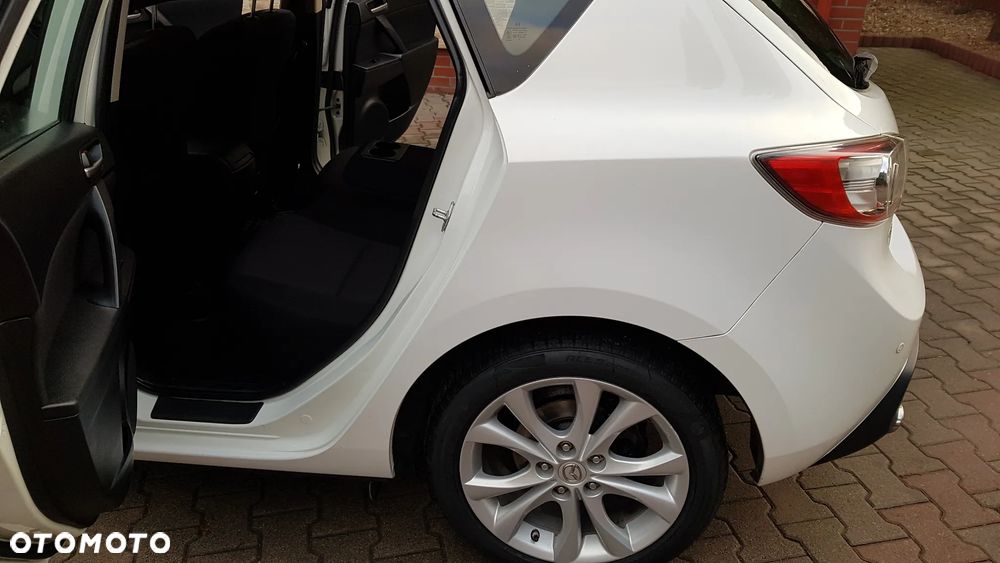 Mazda 3 1.6 Exclusive EU5 - 8