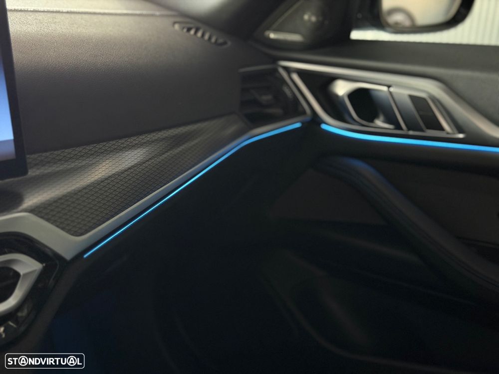 BMW i4 eDrive40 Pack Desportivo M Pro - 44