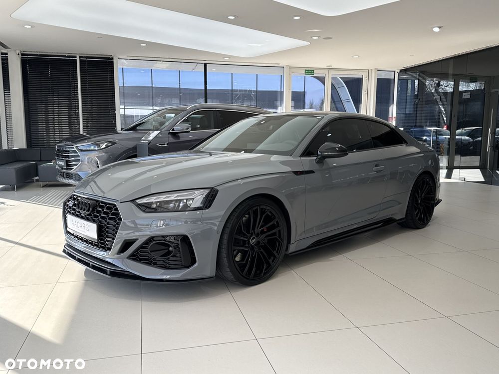 Audi RS5 Coupé - 2