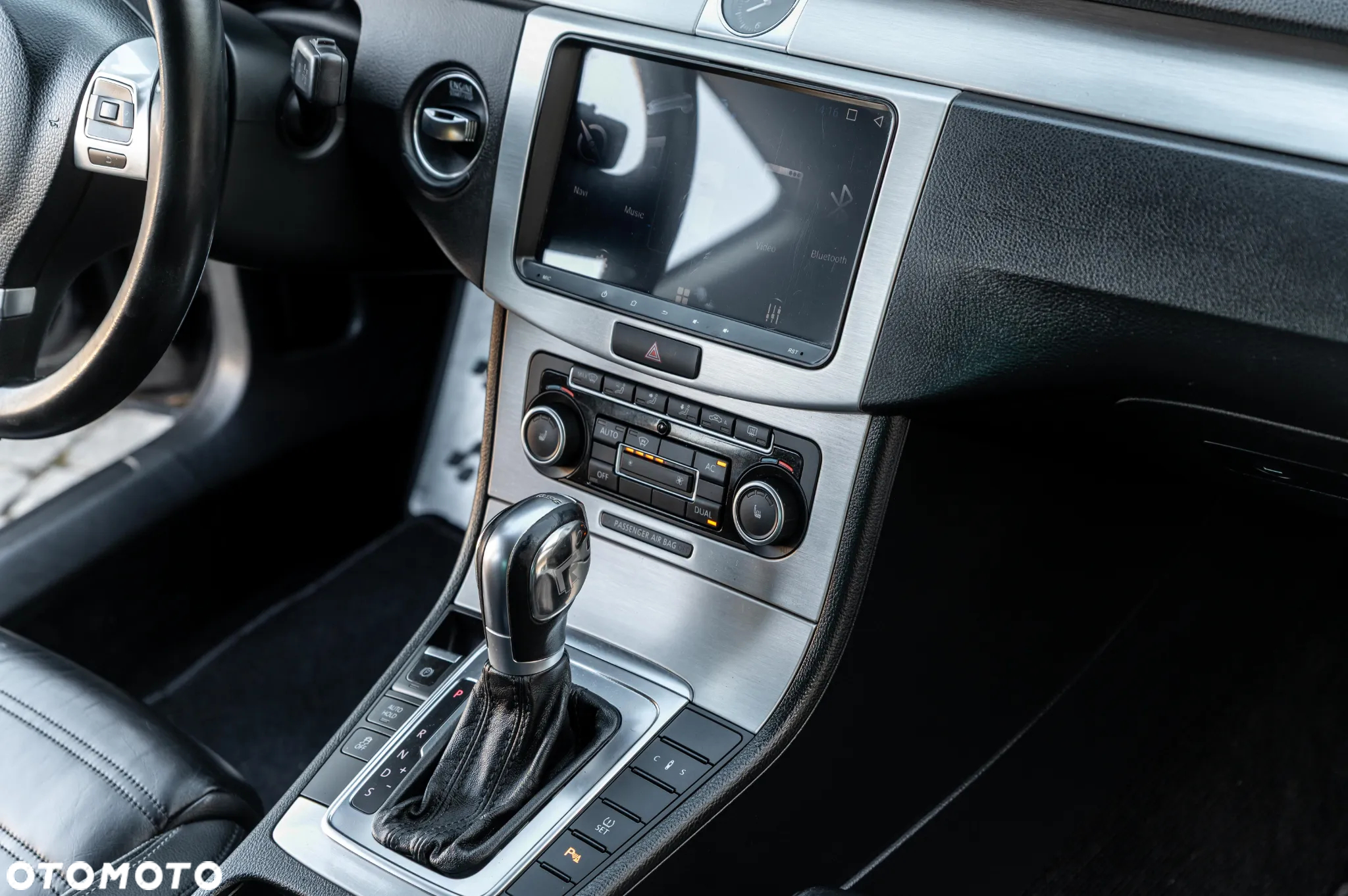 Volkswagen Passat CC 2.0 TSI DSG Exclusive - 28