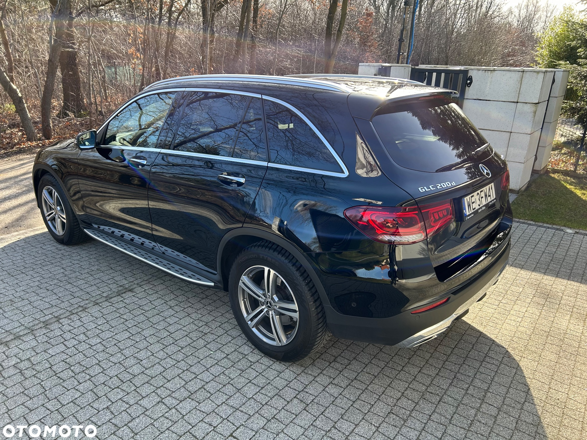 Mercedes-Benz GLC 200 d 4-Matic Business Edition - 4
