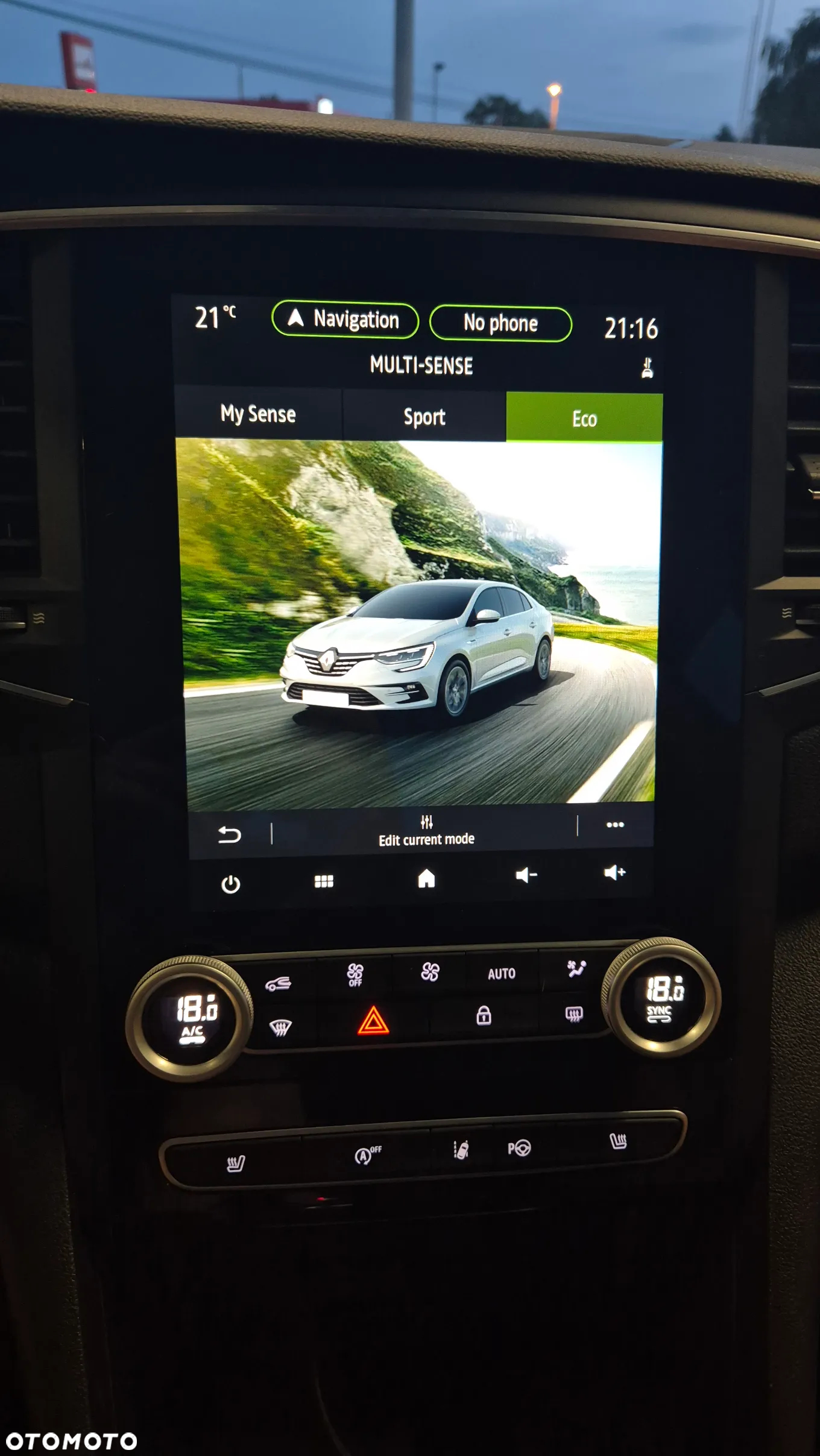 Renault Megane 1.3 TCe FAP Intens - 8