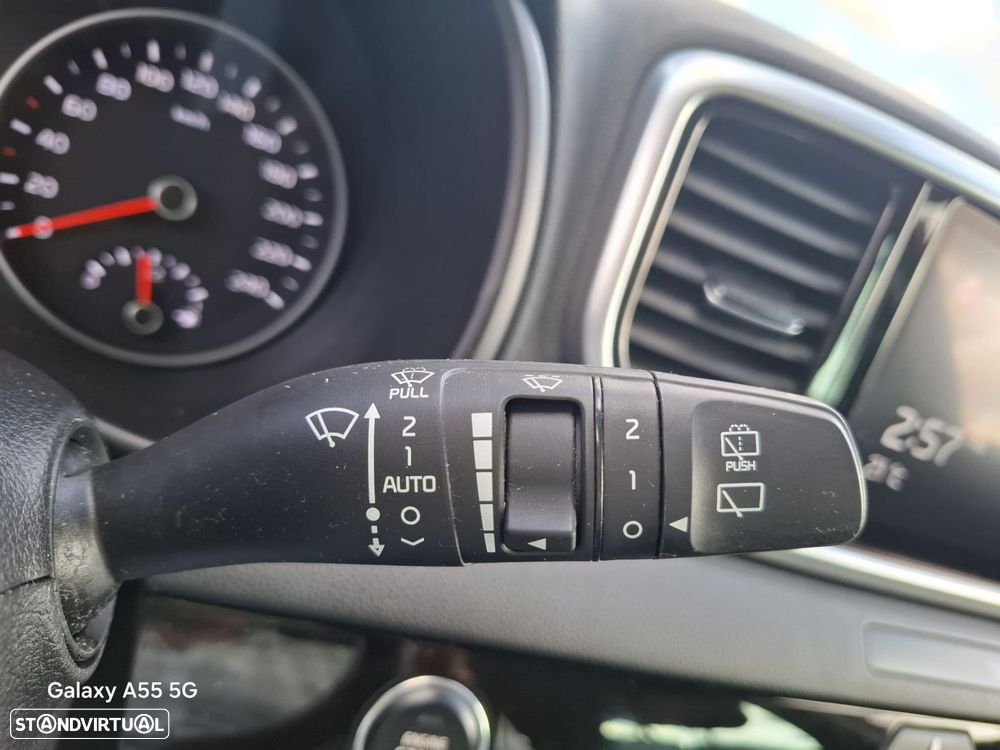 Kia Sportage 1.6 CRDI ISG MHEV Tech - 32