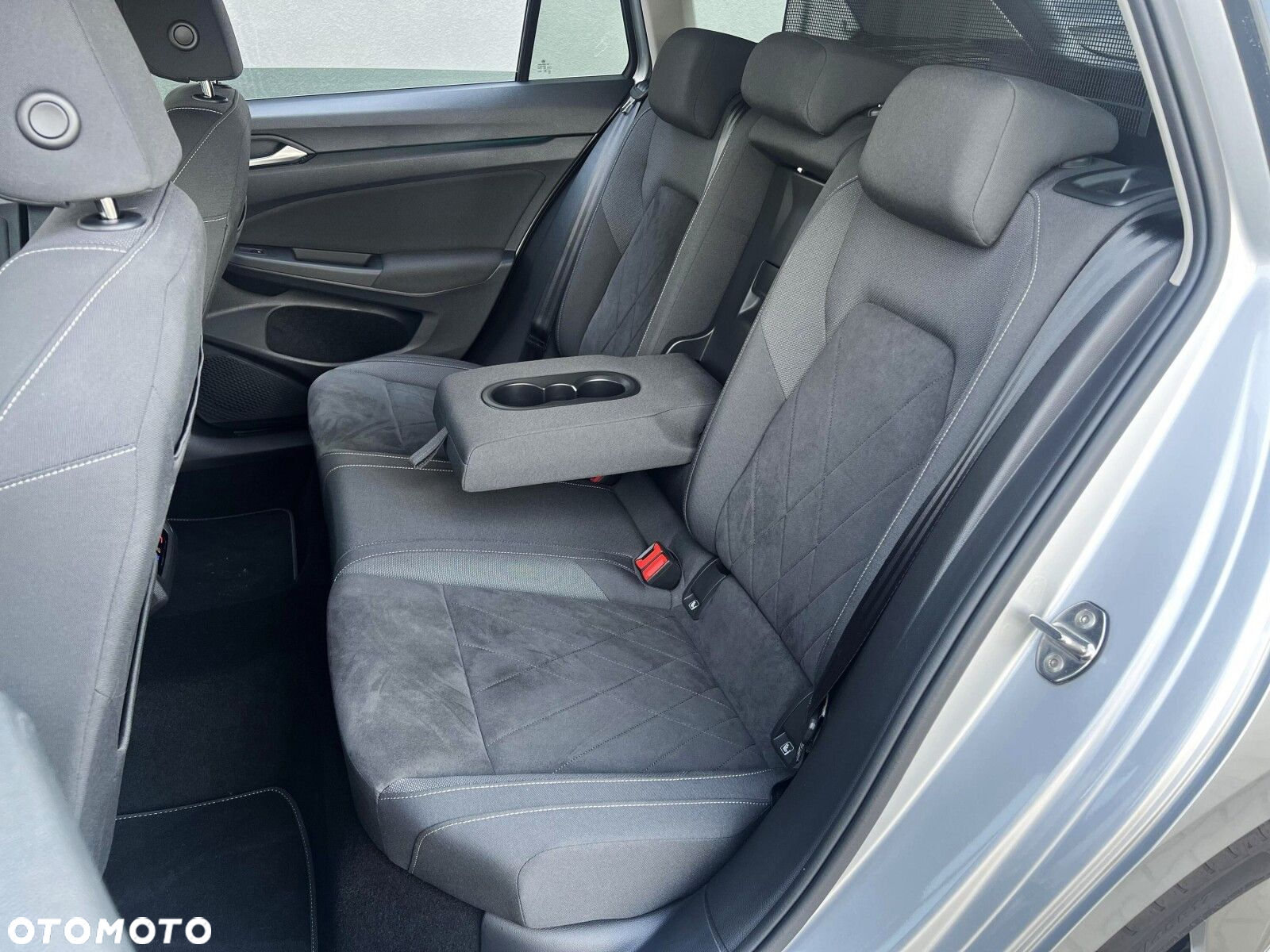 Volkswagen Golf VIII 2.0 TDI Style DSG - 10