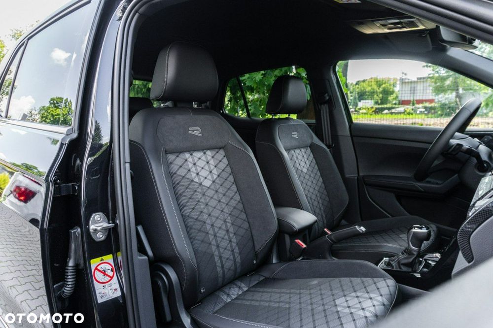 Volkswagen T-Cross - 25