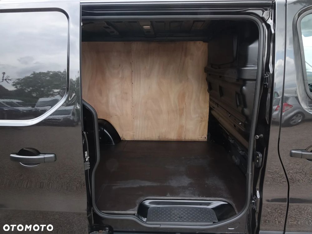 Renault Trafic 2.0 120KM 3-osobowy L1H1 MAŁY PRZEBIEG - 12