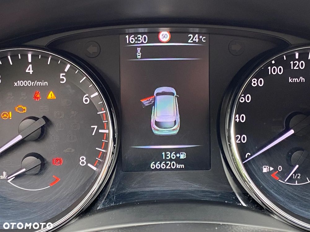 Nissan Qashqai 1.6 DIG-T N-Connecta - 7