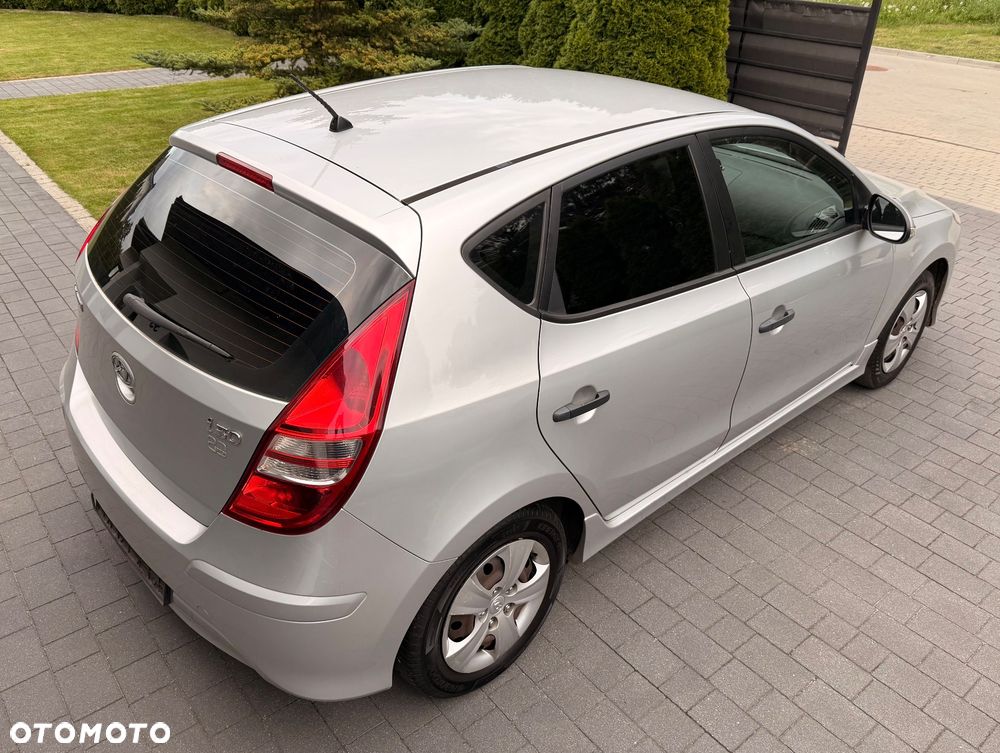 Hyundai i30 1.4 Blue Classic - 12