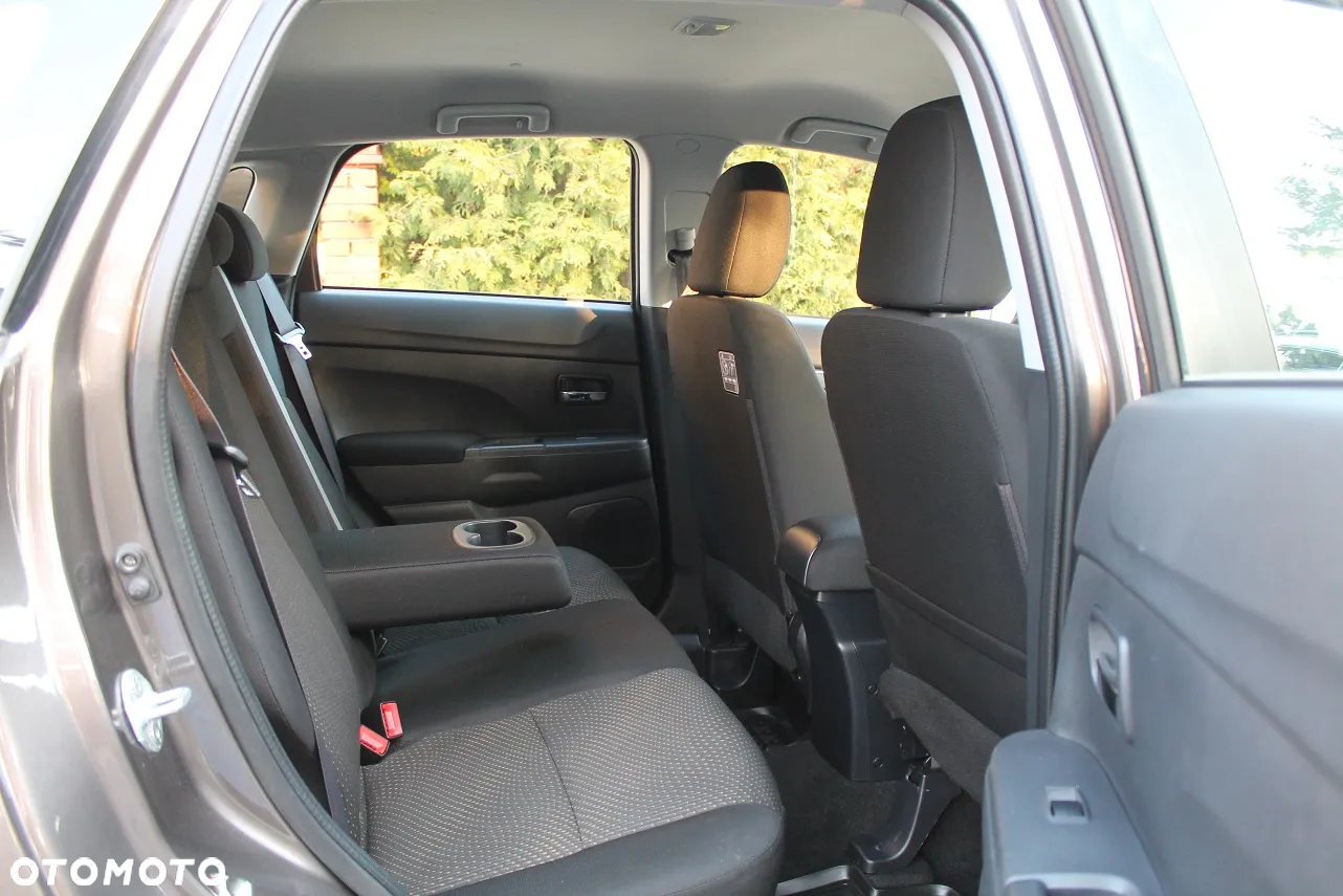 Mitsubishi ASX 1.6 Active - 16